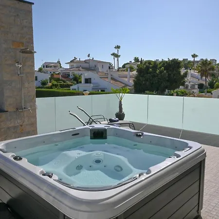 Luz 37 - Jacuzzi Terrace & Swimming Pool Αλμπουφέιρα
