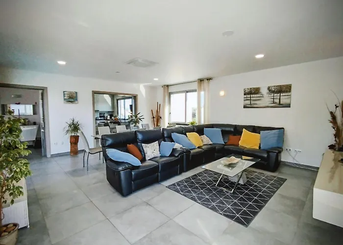 Luz 37 - Jacuzzi Terrace & Swimming Pool *