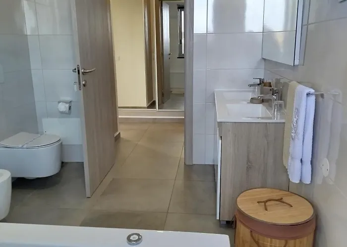 Luz 37 - Jacuzzi Terrace & Swimming Pool Albufeira