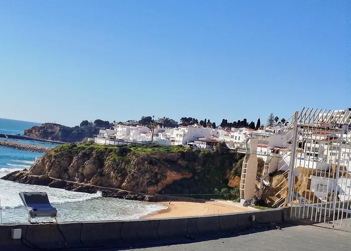 Luz 37 - Jacuzzi Terrace & Swimming Pool * Albufeira