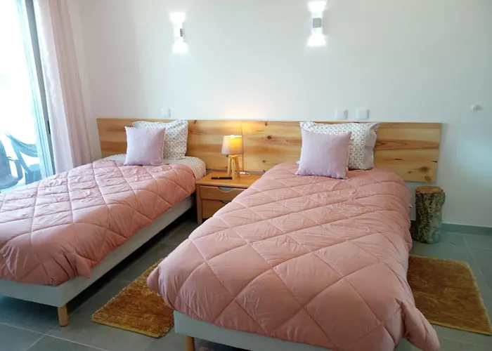 Luz 37 - Jacuzzi Terrace & Swimming Pool Albufeira