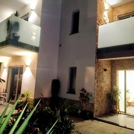 Villa Luz 37 - Jacuzzi Terrace & Swimming Pool Albufeira