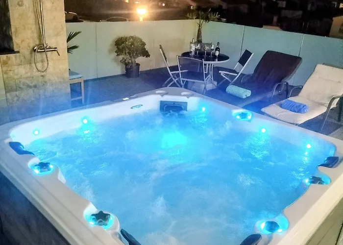 Luz 37 - Jacuzzi Terrace & Swimming Pool 빌라 알부페이라